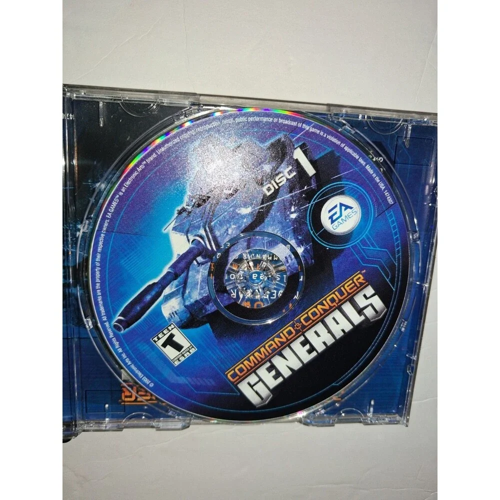 Command & Conquer Generals Deluxe Edition PC Game 2003 4 Disc Set Zero Hour EA